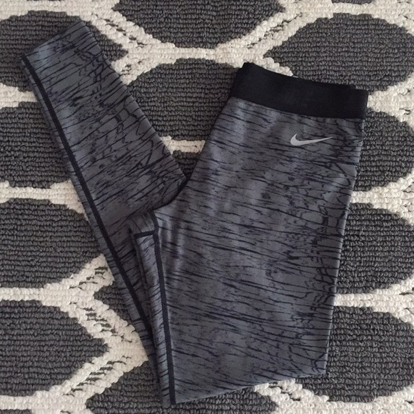 Nike Dri-Fit Leggings - Picture 2 of 7